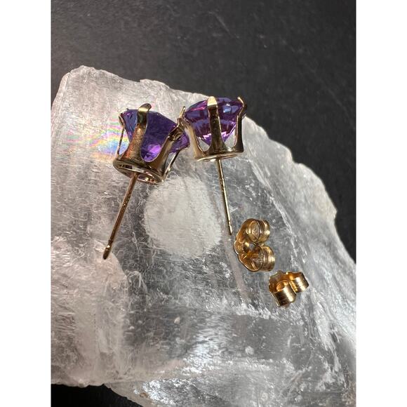 14K Yellow Gold Color Shift CZ Stud Earrings 8.2mm - Picture 7 of 16